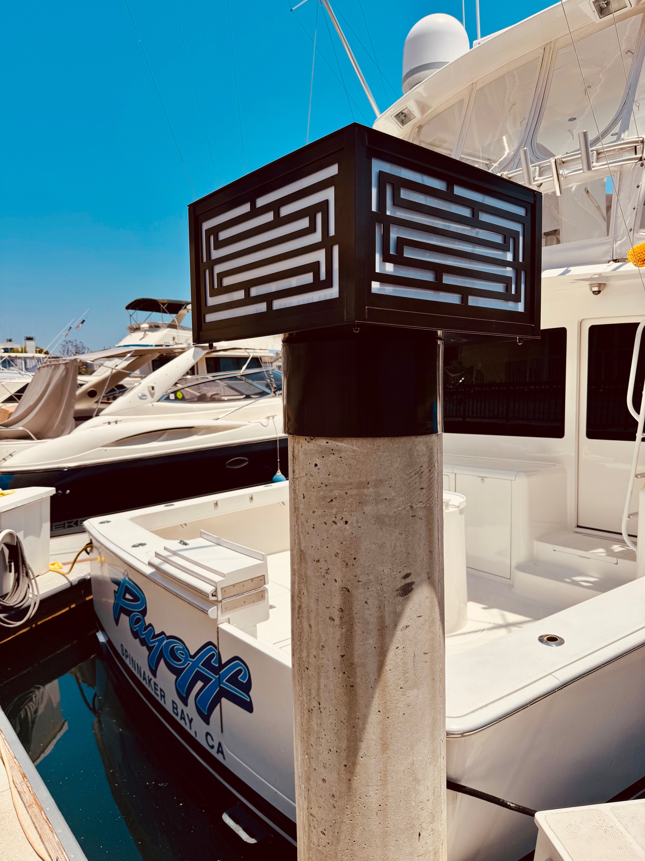 Boat / light 